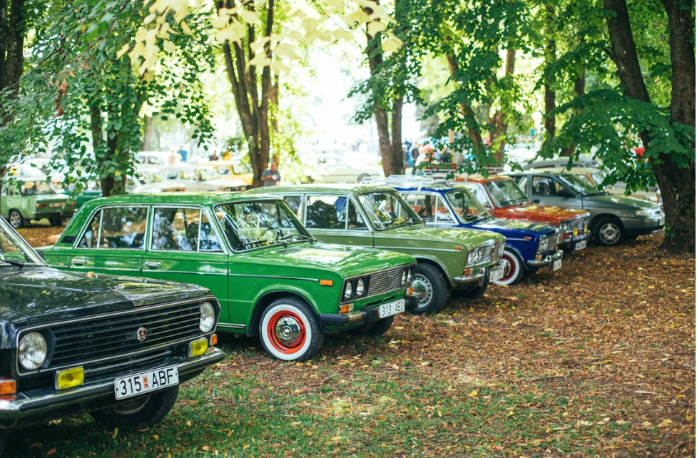 Rassemblement de voiture de collection du Salon des véhicules de loisirs